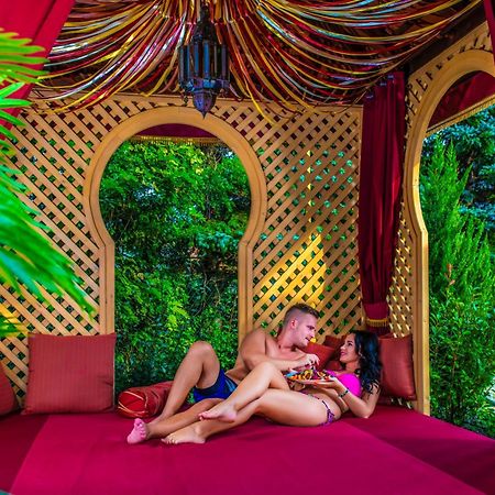 Meses Shiraz Hotel Superior-Adults Only Egerszalok Luaran gambar