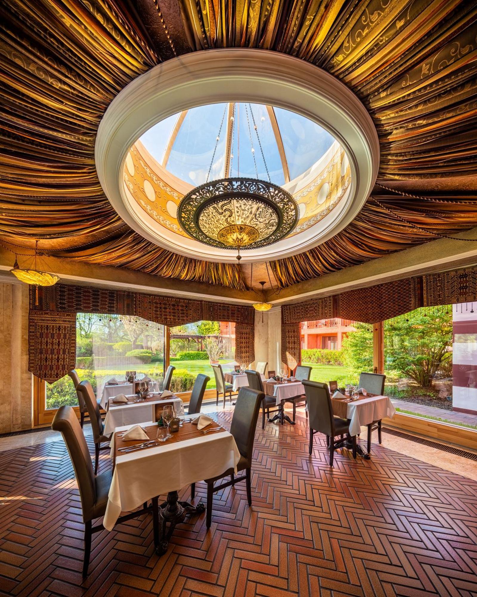 Meses Shiraz Hotel Superior-Adults Only Egerszalok Luaran gambar